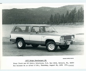 1977 Dodge Ramcharger PR Photo-08.jpg